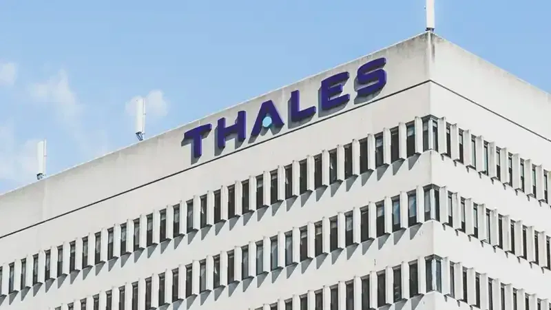 Thales renforce la navigation sécurisée des véhicules de l'armée de Terre